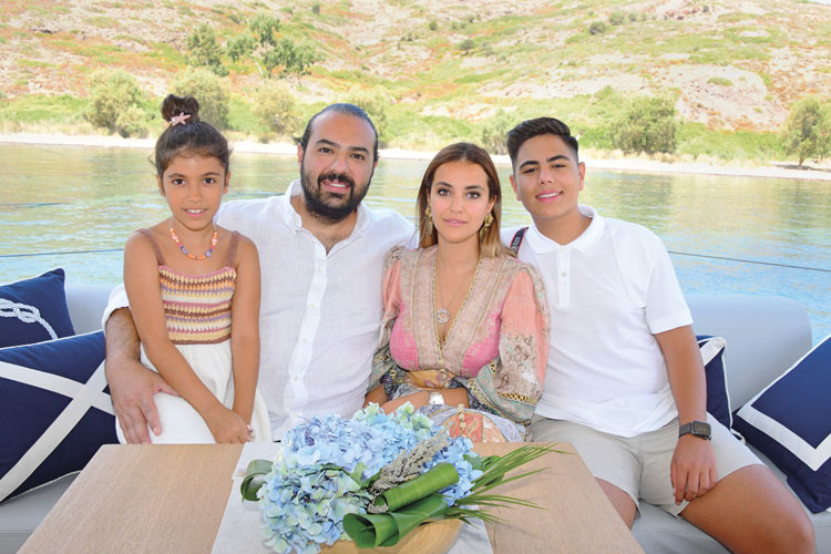 Melec - Umut - Elif Defne - Berkem Çakmak